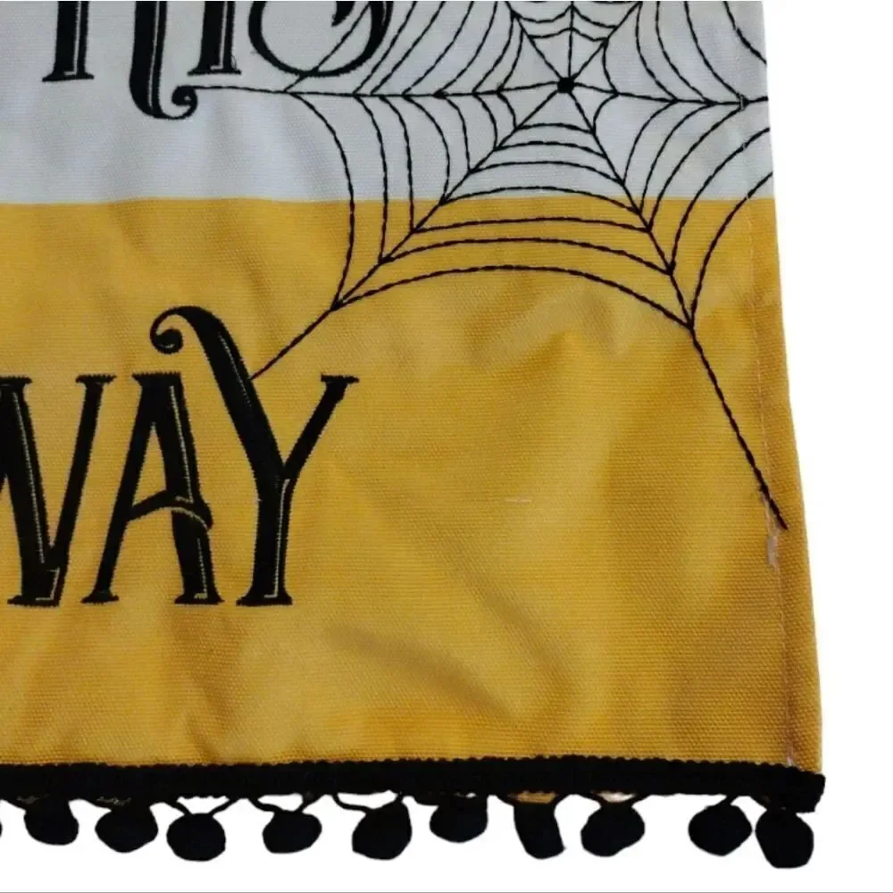 Retro Halloween Themed Pot Holders Dish Mat And Tapestry Kitchen Lot NWT‎